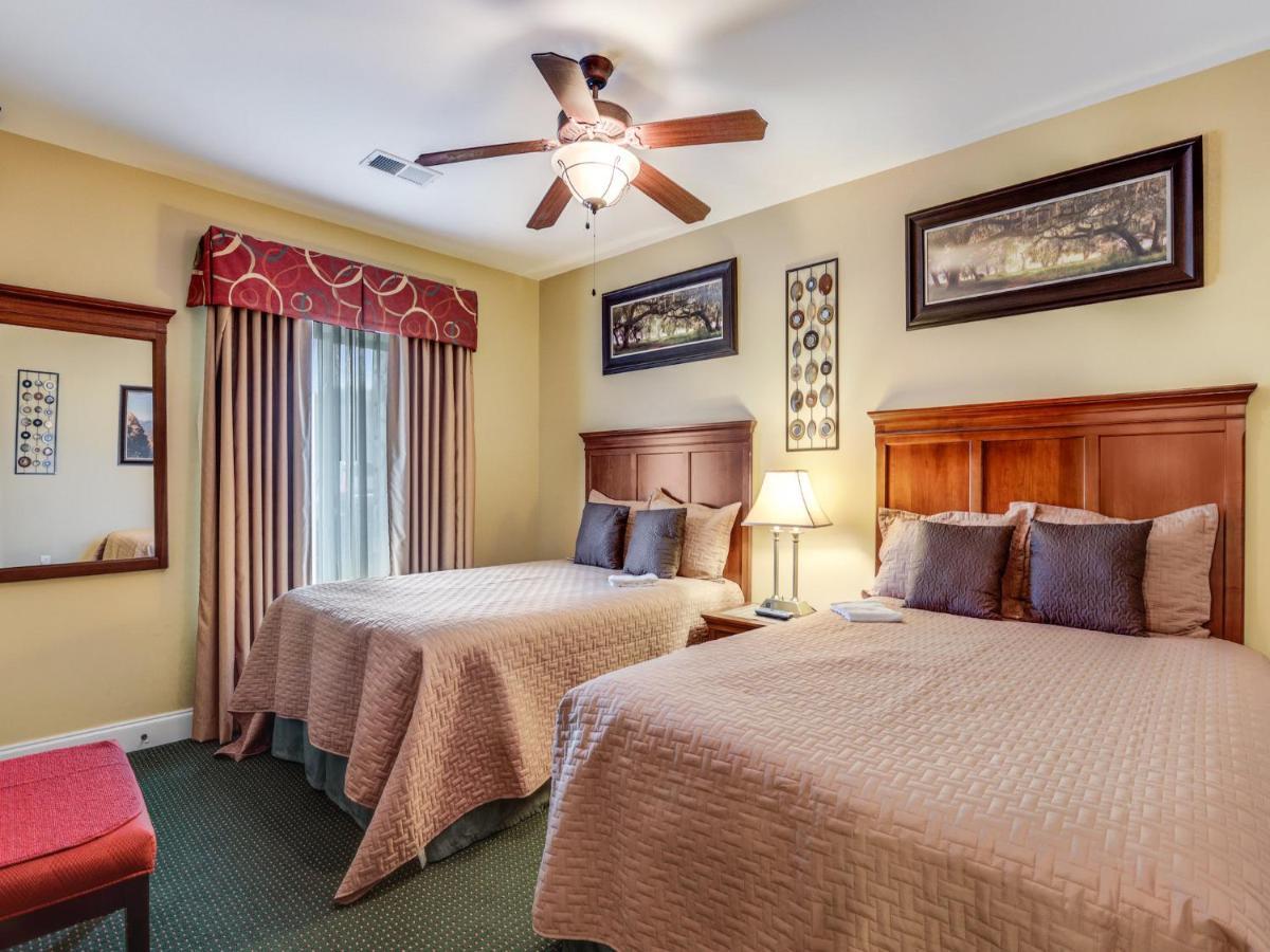 Downtown Delight, 2 Bedrooms, Pool, Hot Tub, Sleeps 6 Gatlinburg Luaran gambar